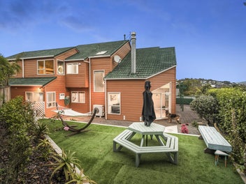 Large Family Home with Self-Contained Flat