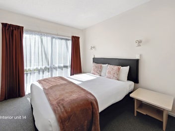 Dual investment and holiday opportunity